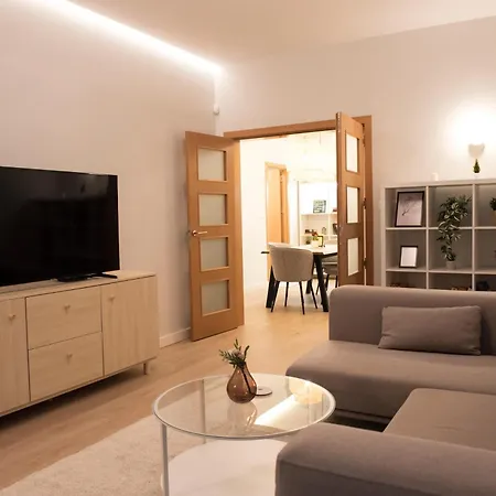 Center Designer Apartment *